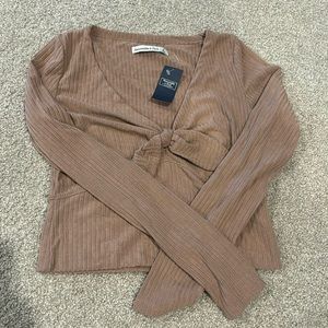 NWT Abercrombie & Fitch Long Sleeve Tie Front Top